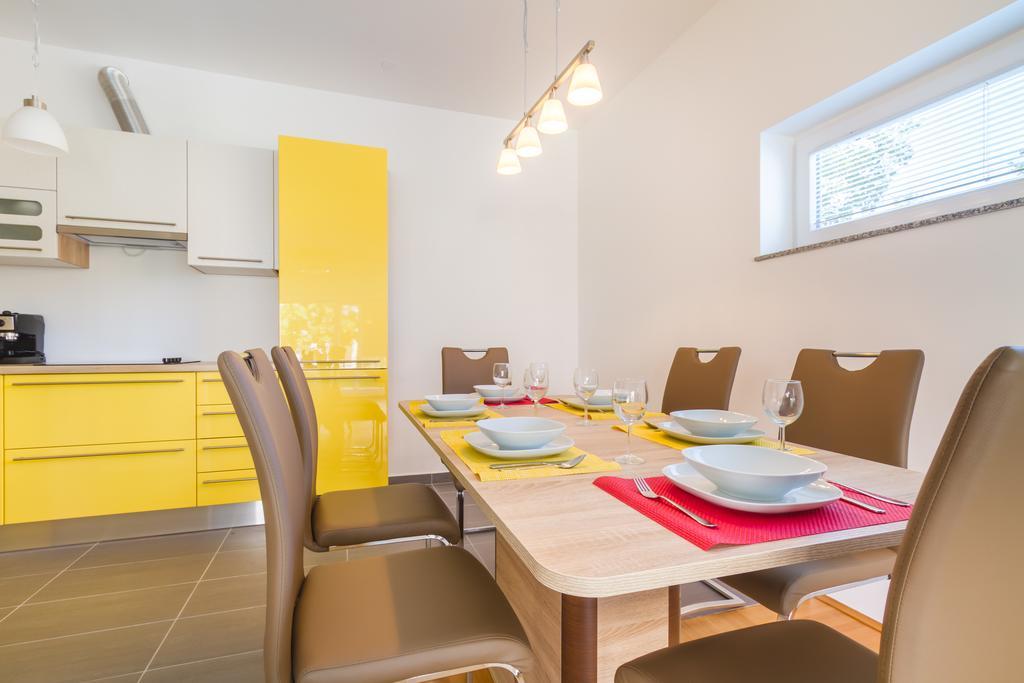 Villa Apartments Futura Вантачичи Экстерьер фото
