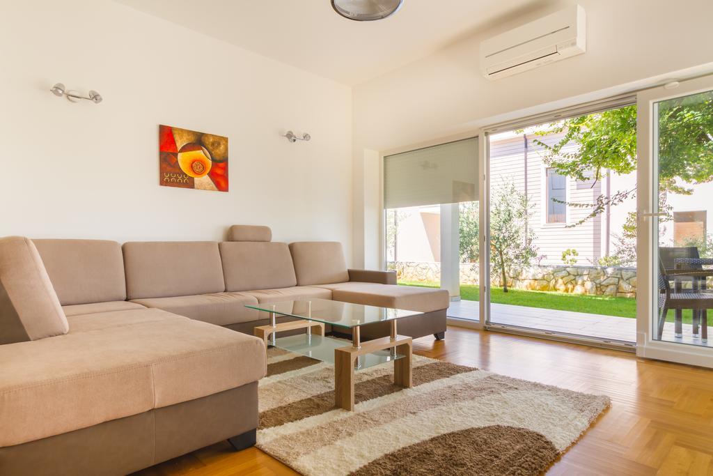 Villa Apartments Futura Вантачичи Экстерьер фото